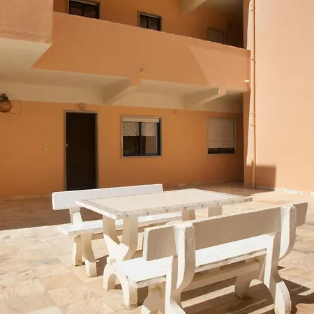 Sao Bernardino House